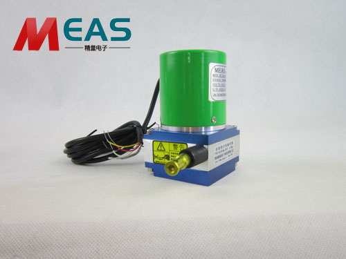 �������λ�Ƃ������M��ׂ��l�����Կ��ɔ_