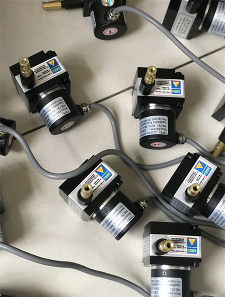 �x��ֱ��λ�Ƃ�����ע�������